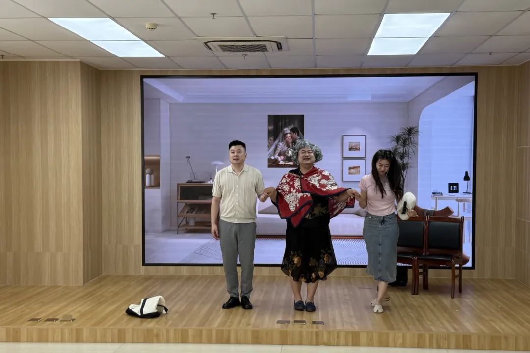 20250716143701_3241 20250716143701_3241